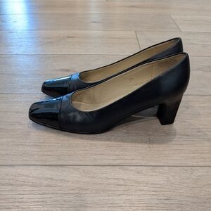 Etienne Aigner Strada Pumps Black Leather Patent Cap Toe Slip On Heels Size 7.5